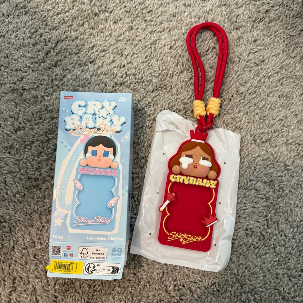 Authentic PopMart CryBaby Shiny Shiny Series Cardholder - Shiny Queen ( Secret )